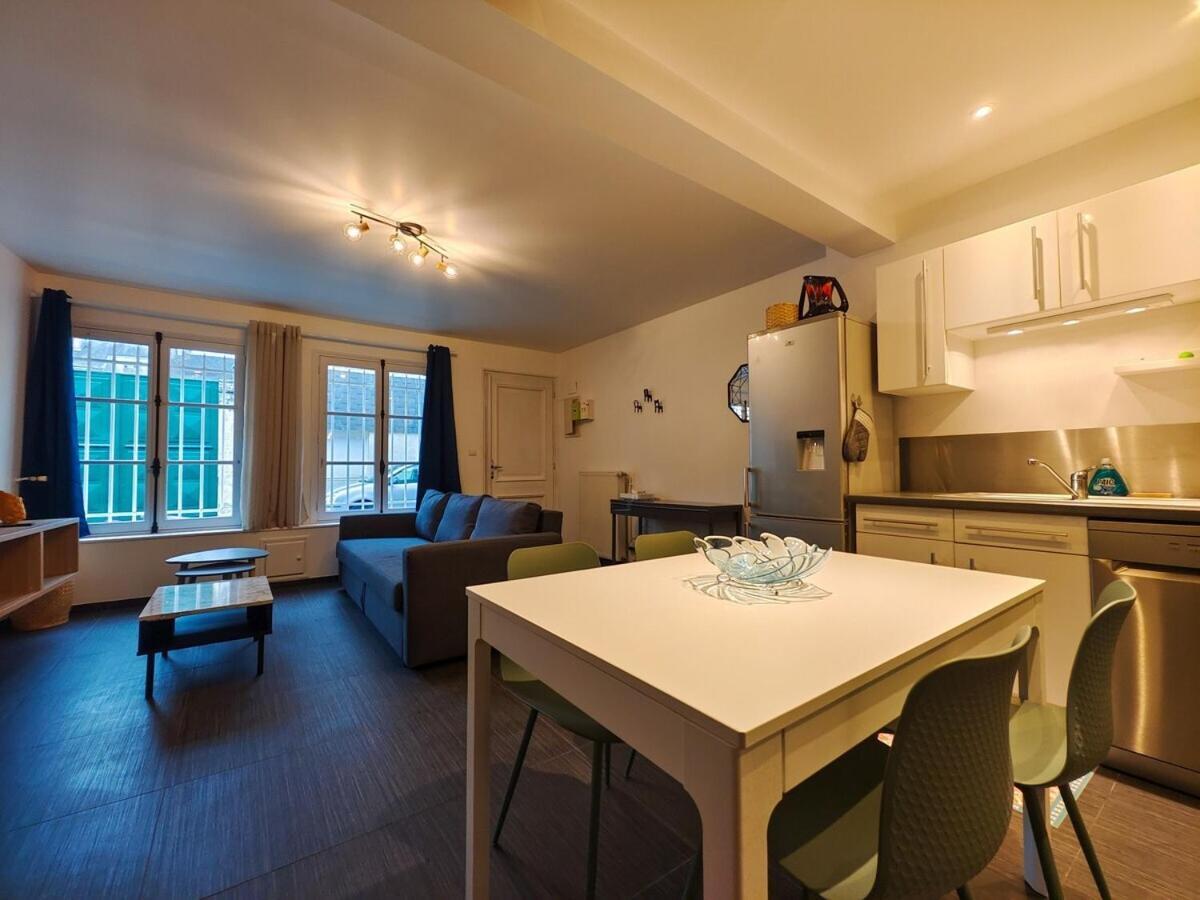 Charmante Petite Maison En Plein Centre Hébergement de vacances *